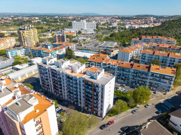 Apartamento T4 para Venda em Marvila, Ribeira Santarém, São Salvador, São Nicolau