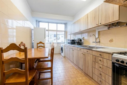 Apartamento T4 para Venda em Marvila, Ribeira Santarém, São Salvador, São Nicolau