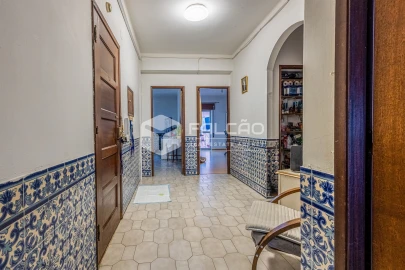 Apartamento T4 para Venda em Marvila, Ribeira Santarém, São Salvador, São Nicolau