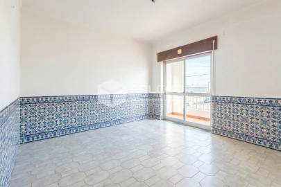 Apartamento T4 para Venda em Marvila, Ribeira Santarém, São Salvador, São Nicolau