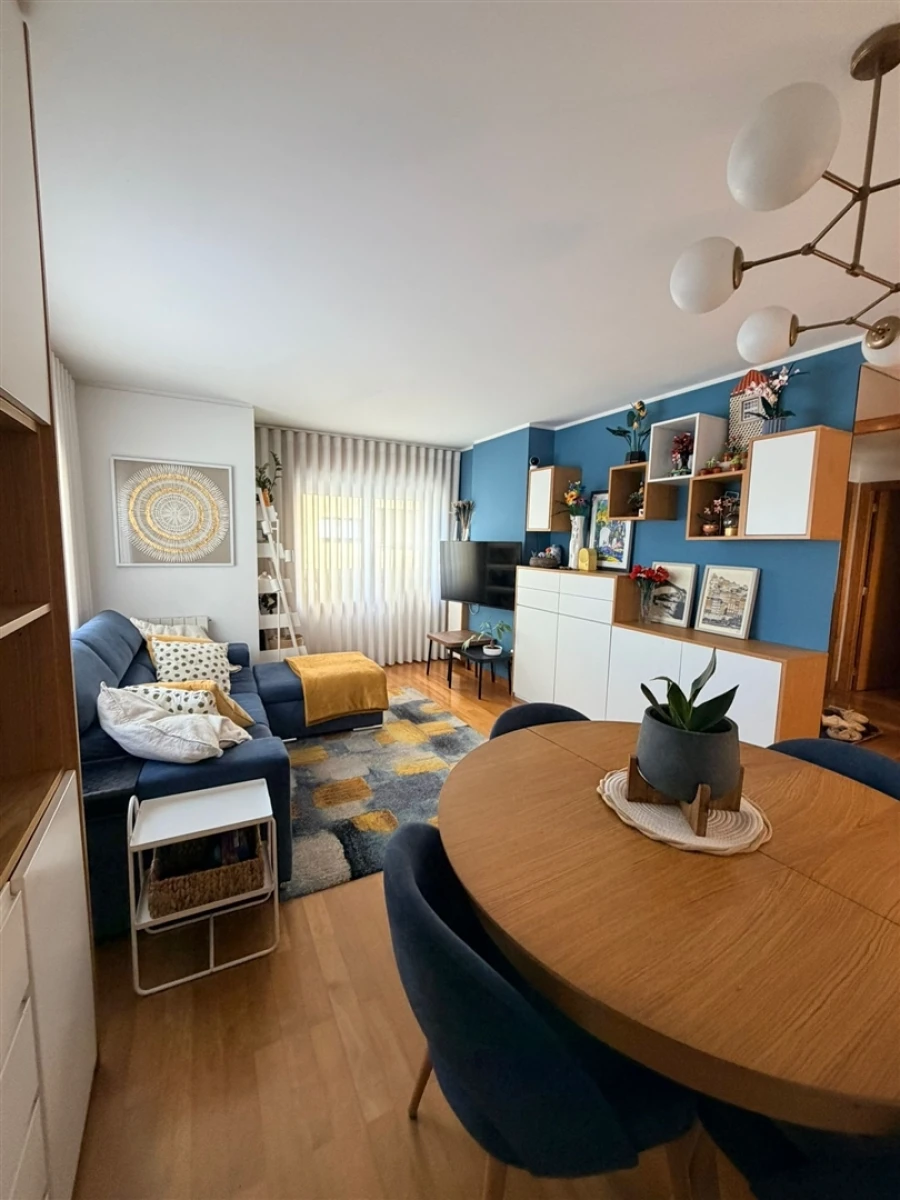 Apartamento T2 para Venda em Ramalde Foto 7