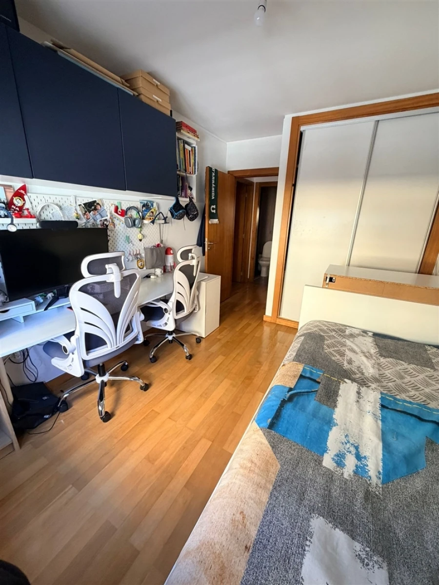 Apartamento T2 para Venda em Ramalde Foto 20