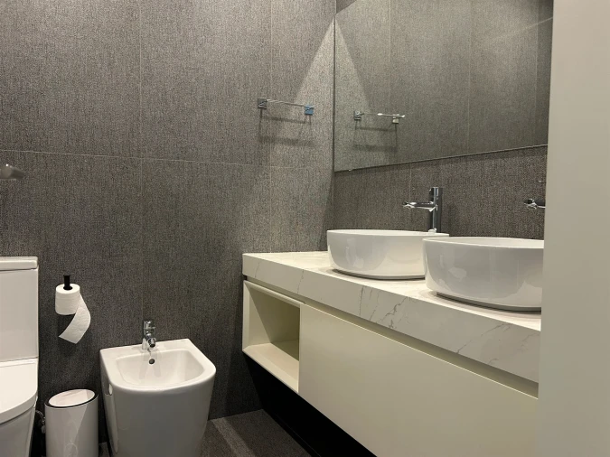 Apartamento T2 para Arrendamento em Lordelo do Ouro e Massarelos Foto 27