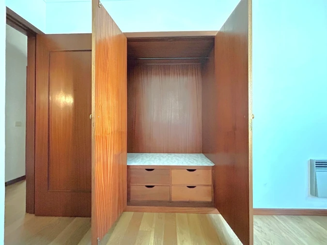 Apartamento T4 para Arrendamento em Aldoar, Foz do Douro e Nevogilde Foto 21