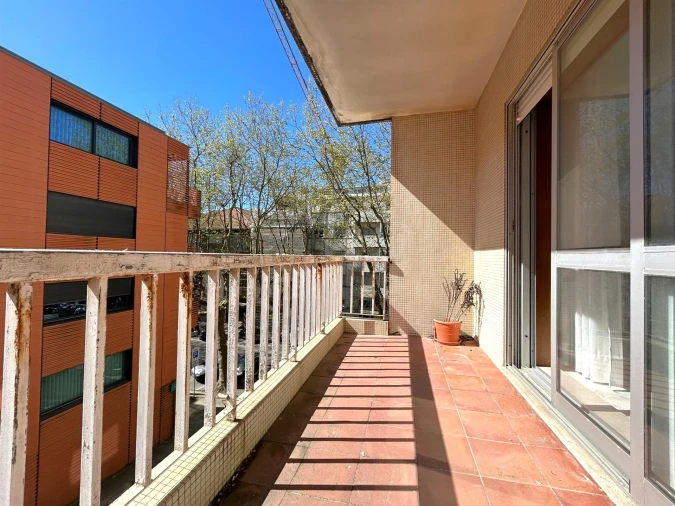 Apartamento T4 para Arrendamento em Aldoar, Foz do Douro e Nevogilde Foto 2