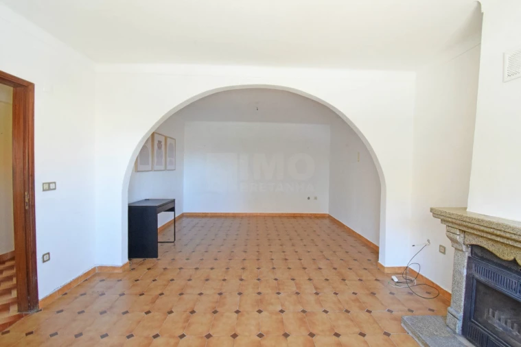 Apartamento T3 para Venda em Covilhã e Canhoso Foto 7
