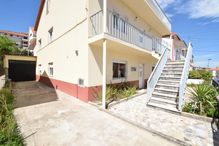 Apartamento T3 para Venda em Covilhã e Canhoso Foto 19