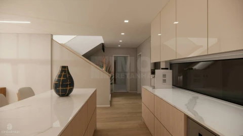 Moradia T4 para Venda em Teixoso e Sarzedo