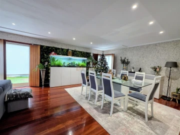 Moradia T4 para Venda em Cidade da Maia