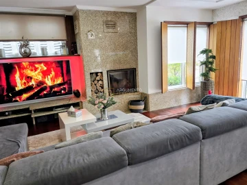 Moradia T4 para Venda em Cidade da Maia