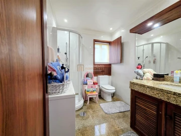 Moradia T4 para Venda em Cidade da Maia