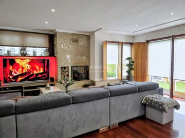 Moradia T4 para Venda em Cidade da Maia