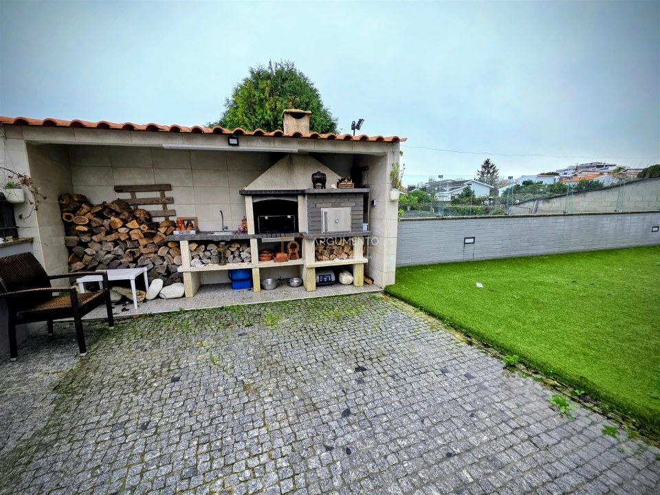 Moradia T4 para Venda em Cidade da Maia Foto 29