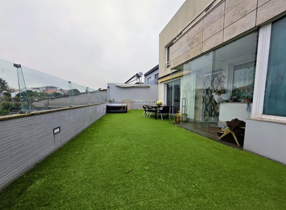 Moradia T4 para Venda em Cidade da Maia Foto 31