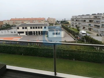 Apartamento T2 para Arrendamento em Perafita, Lavra e Santa Cruz do Bispo