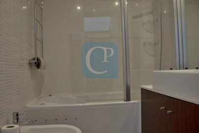 Apartamento T2 para Arrendamento em Perafita, Lavra e Santa Cruz do Bispo