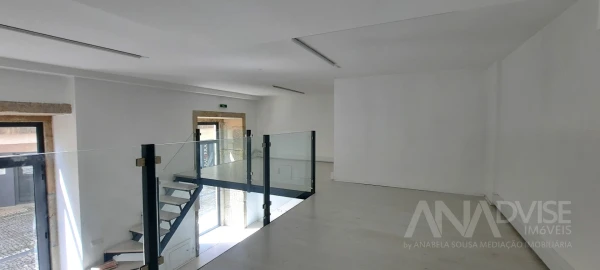 Loja para Arrendamento em Viseu