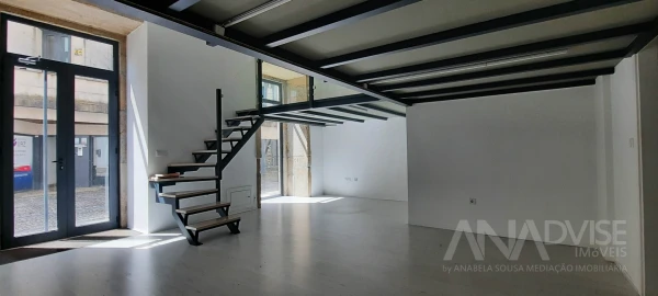 Loja para Arrendamento em Viseu