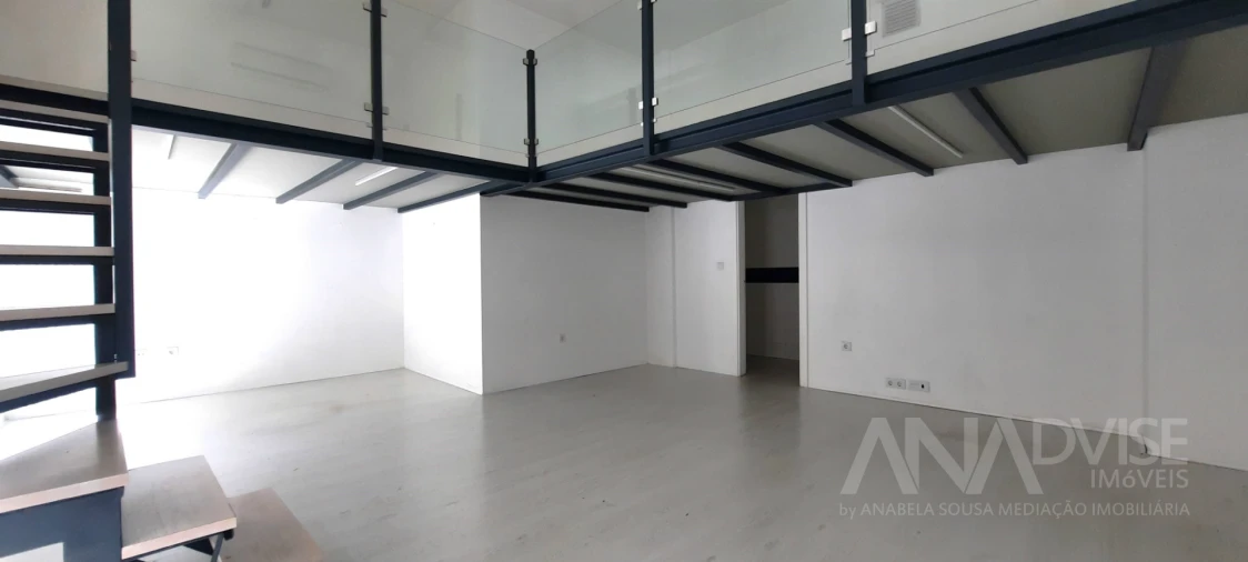 Loja para Arrendamento em Viseu Foto 2