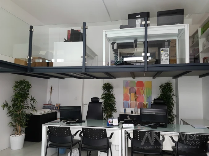 Loja para Arrendamento em Viseu Foto 3