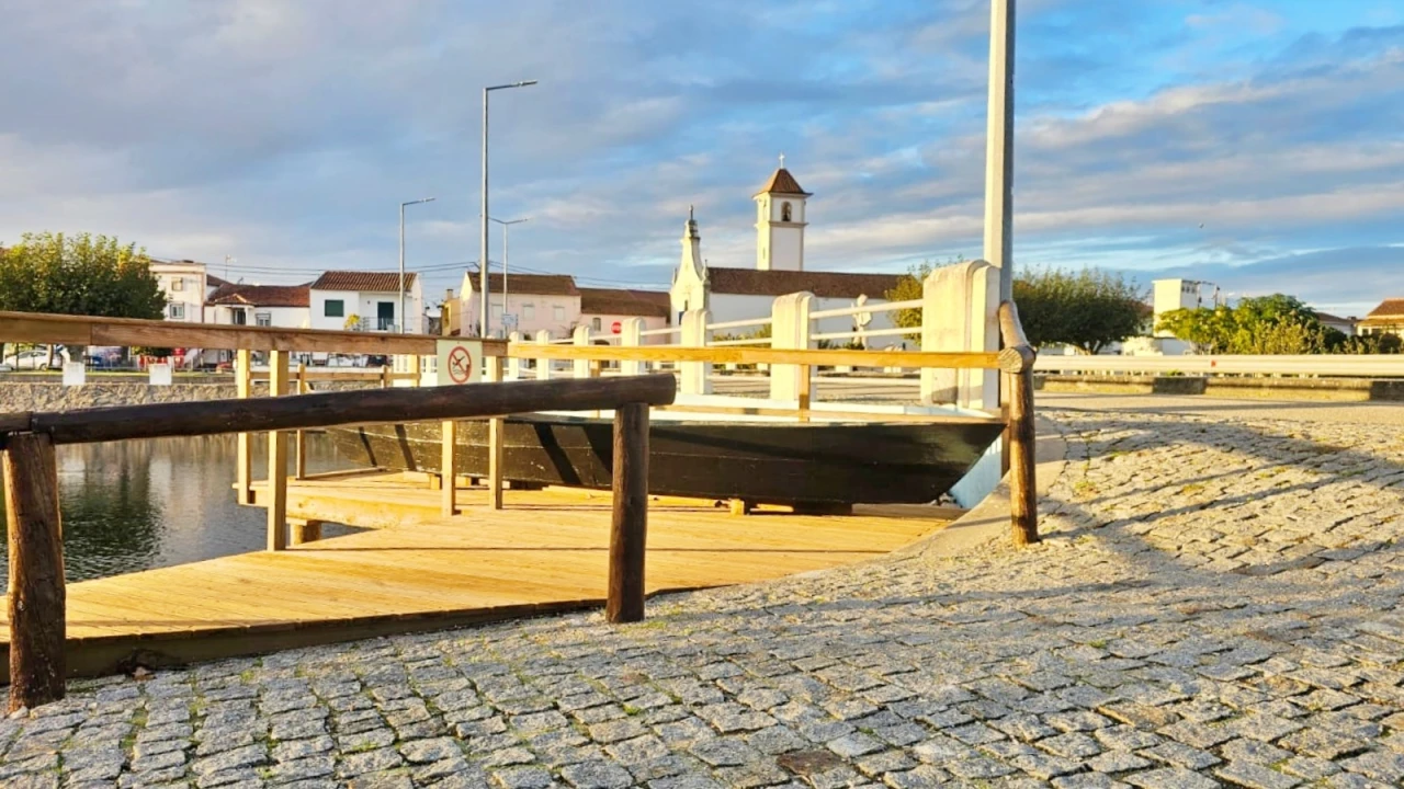 Moradia T2 para Arrendamento em Ereira Foto 18