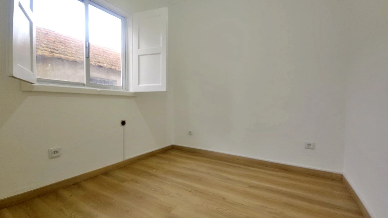 Moradia T2 para Arrendamento em Ereira Foto 8