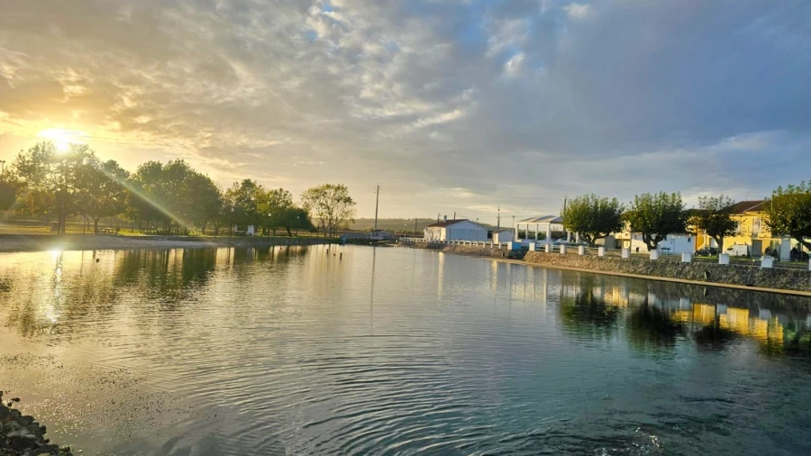 Moradia T2 para Arrendamento em Ereira Foto 13