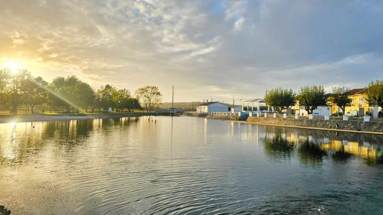 Moradia T2 para Arrendamento em Ereira Foto 19