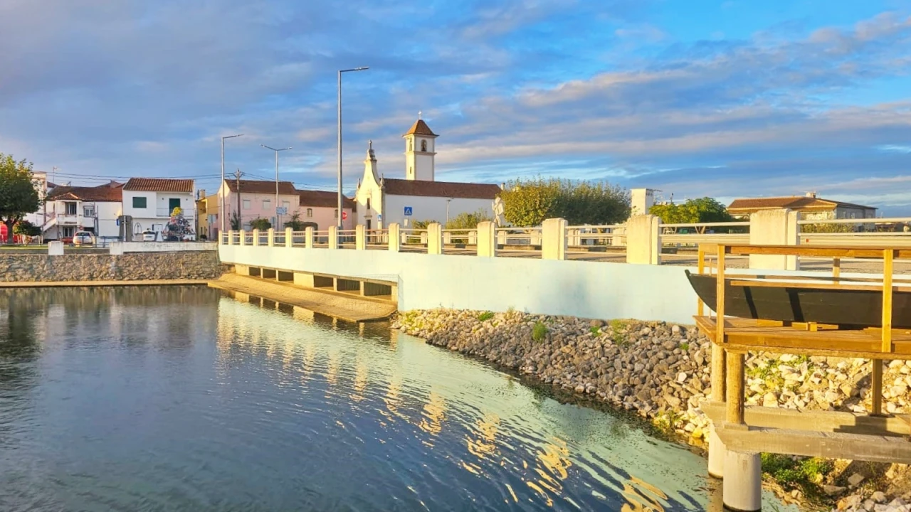 Moradia T2 para Arrendamento em Ereira Foto 15