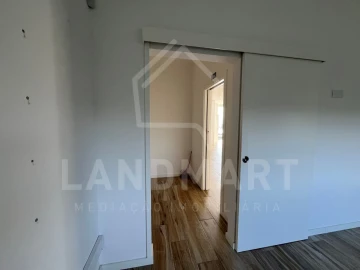 Loja para Venda em Turquel