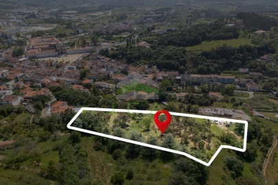 Terreno para Venda em Alcobaça e Vestiaria