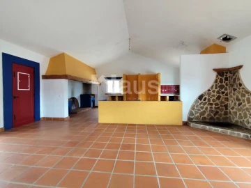 Quinta T4 para Venda em Pegões