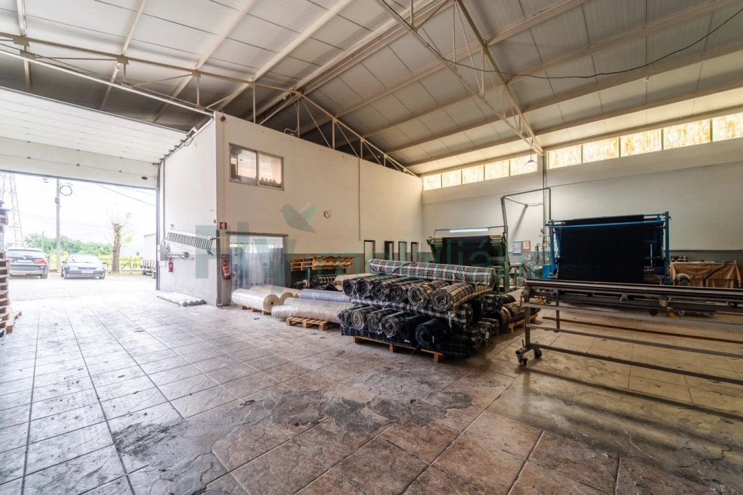 Armazém para Venda em Oliveira (Santa Maria) Foto 12