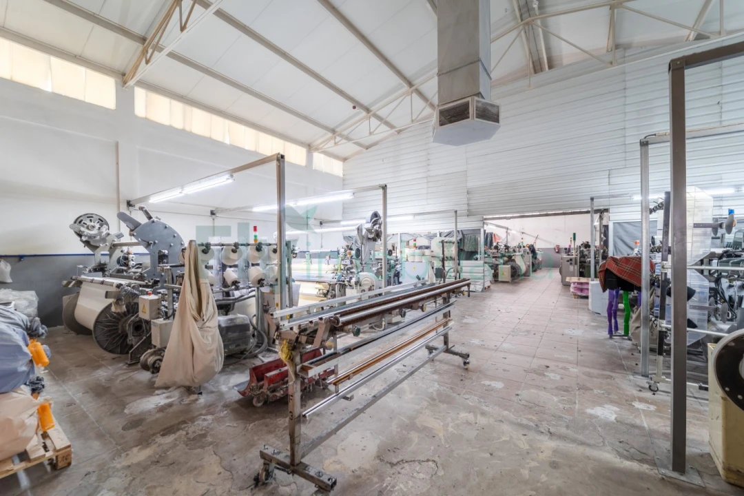 Armazém para Venda em Oliveira (Santa Maria) Foto 15