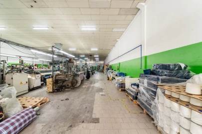 Armazém para Venda em Oliveira (Santa Maria)