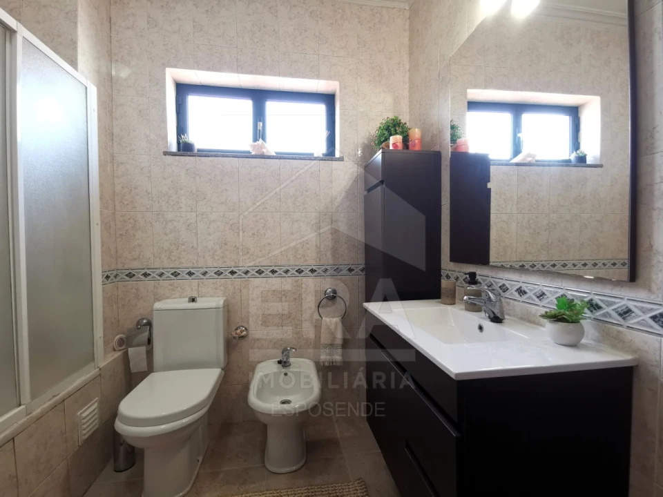 Apartamento T3 para Venda em Palmeira de Faro e Curvos Foto 8