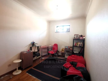 Apartamento T3 para Venda em Palmeira de Faro e Curvos