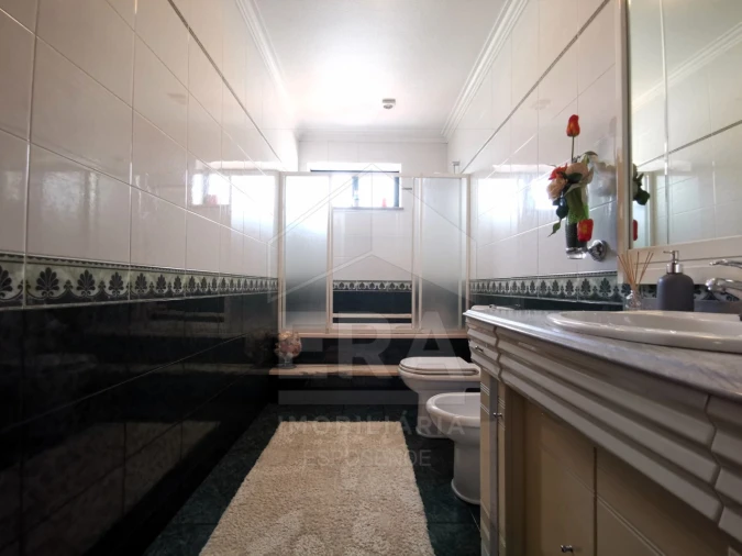 Apartamento T3 para Venda em Palmeira de Faro e Curvos Foto 5