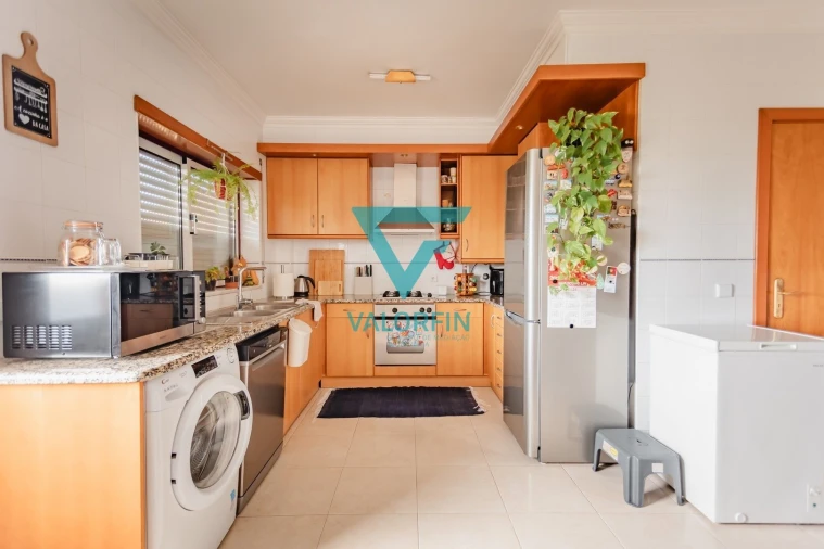 Apartamento T3 para Venda em Marinha Grande Foto 13