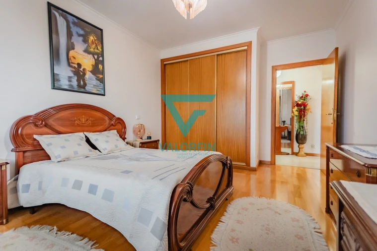 Apartamento T3 para Venda em Marinha Grande Foto 18