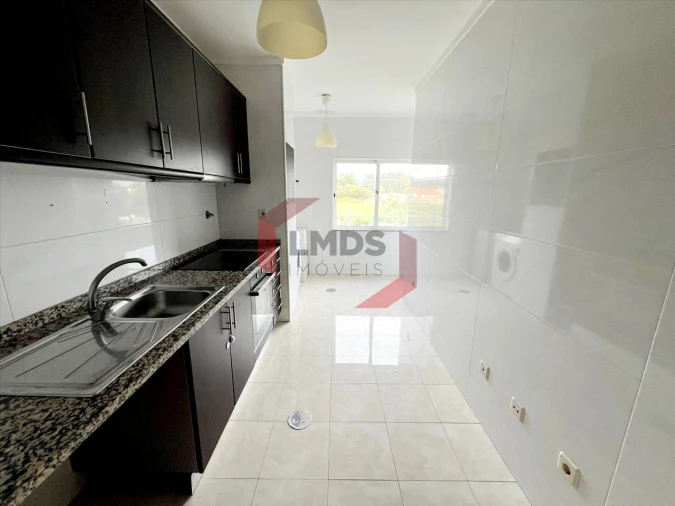 Apartamento T3 para Venda em Canelas Foto 8