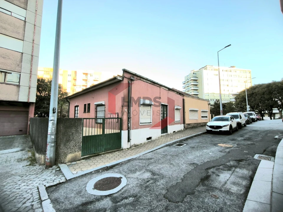 Moradia T0 para Venda em Mafamude e Vilar do Paraíso Foto 4