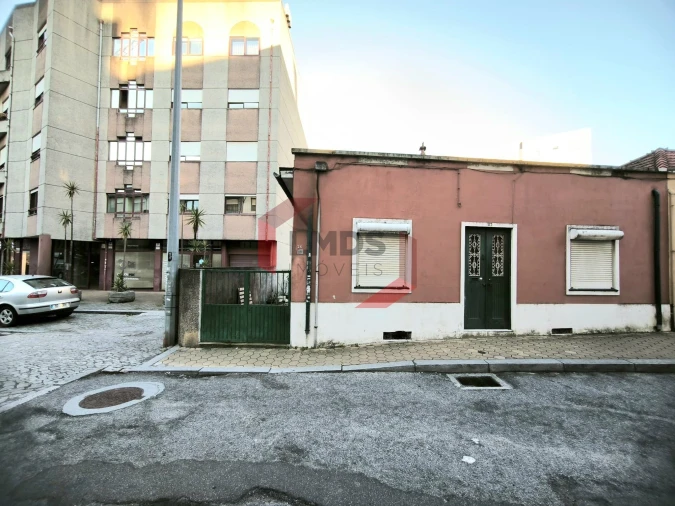 Moradia T0 para Venda em Mafamude e Vilar do Paraíso Foto 2