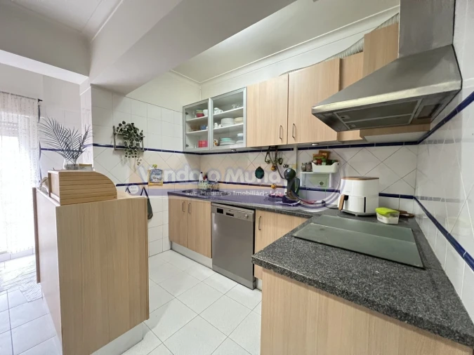 Apartamento T3 para Venda em Carregado e Cadafais Foto 7