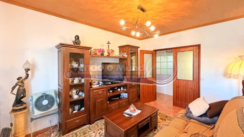 Moradia T4 para Venda em Samora Correia