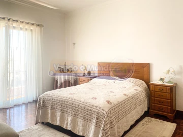 Moradia T4 para Venda em Samora Correia