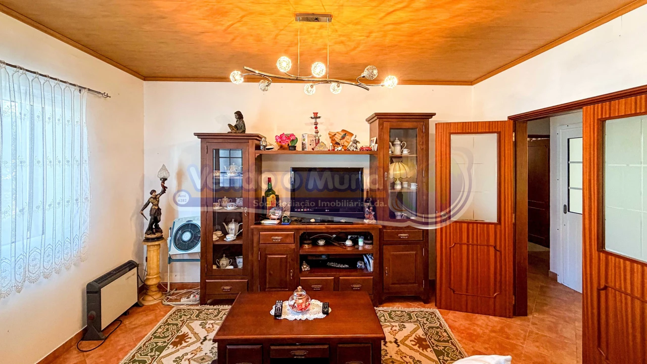 Moradia T4 para Venda em Samora Correia Foto 6