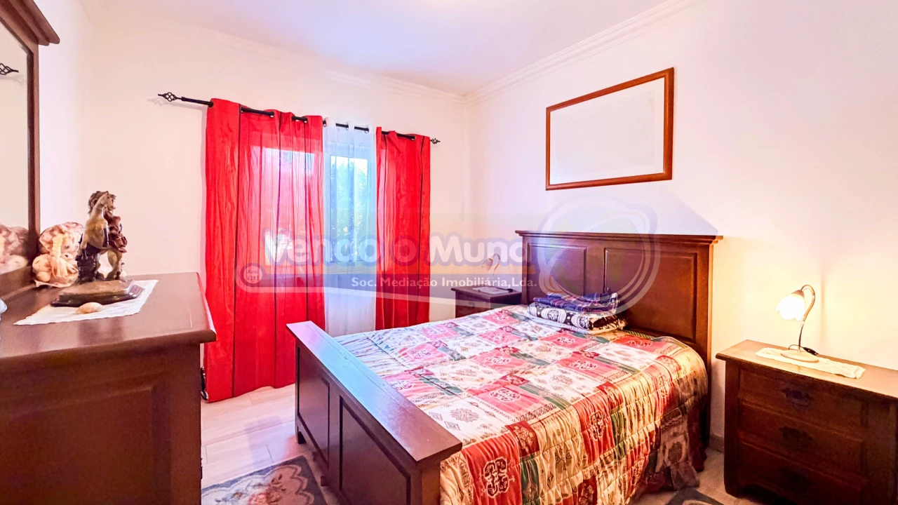 Moradia T4 para Venda em Samora Correia Foto 14