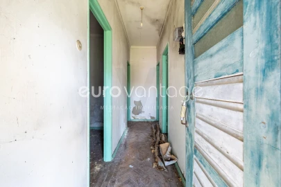 Moradia T3 para Venda em Parceiros e Azoia