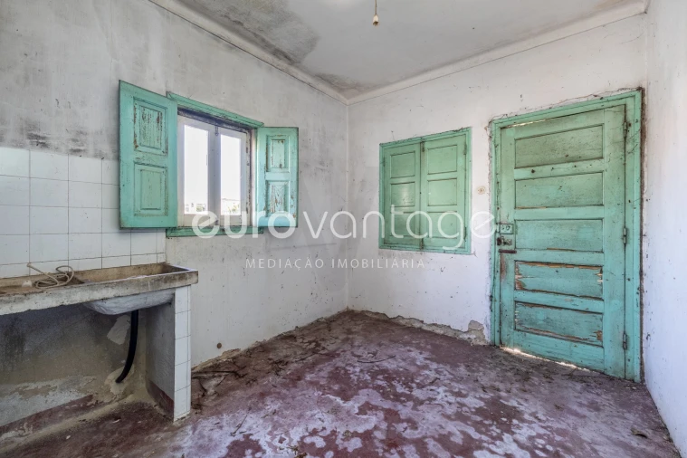 Moradia T3 para Venda em Parceiros e Azoia Foto 15